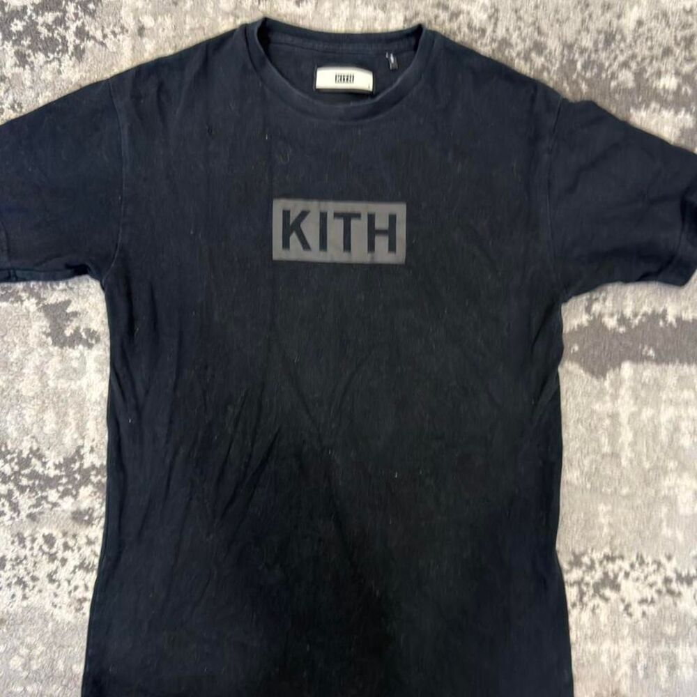 Kith Men's Black T-shirt